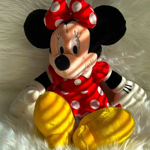 Disney’s Minnie Mouse plush 18” - Picture 1 of 8